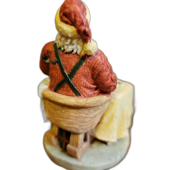 Brinns Handcrafted Collectible Santa clause figurine from 1992 - Picture 15 of 15